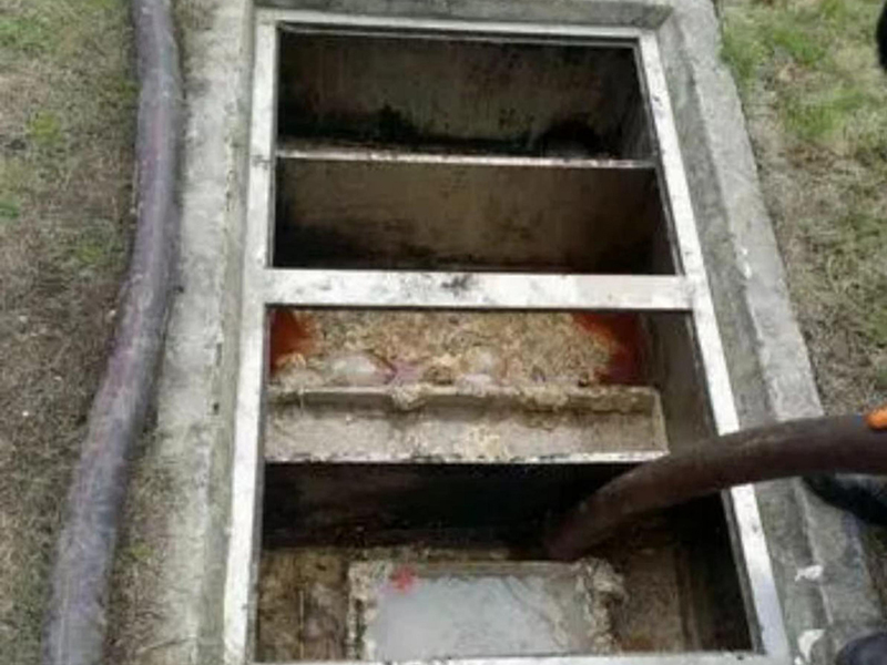 霍林郭勒隔油池清理